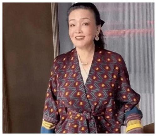张兰爆料大s骂她妈视频,豪门恩怨再掀波澜 第3张 张兰爆料大s骂她妈视频,豪门恩怨再掀波澜 第3张