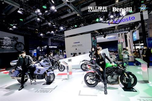 钱江摩托车爆料视频最新,惊艳性能与时尚设计一网打尽  第3张