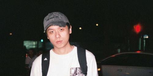 说唱男歌手吃瓜爆料视频,男歌手吃瓜爆料视频背后的真相