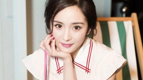 杨幂抽烟爆料图片高清视频,高清视频与图片曝光,真相究竟如何? 第2张 杨幂抽烟爆料图片高清视频,高清视频与图片曝光,真相究竟如何? 第2张