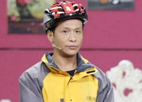 宋小宝爆料忘词视频,搞笑瞬间引网友热议 第2张 宋小宝爆料忘词视频,搞笑瞬间引网友热议 第2张