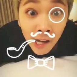 娱乐吃瓜酱小男孩视频,萌态百出,笑料连连